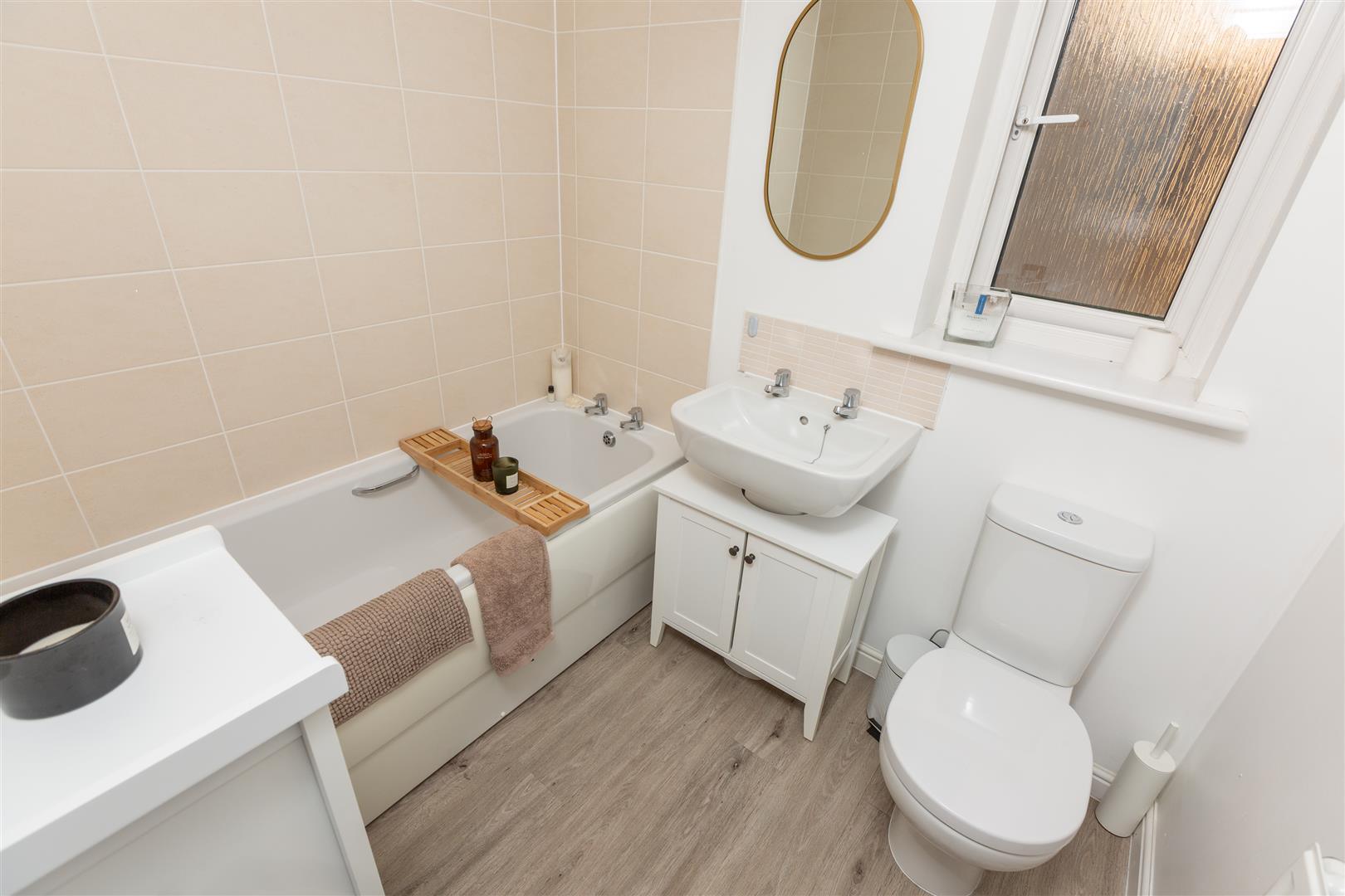 Ffordd Y Meillion, Llanelli, SA15 2EX